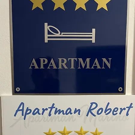 Robert شقة