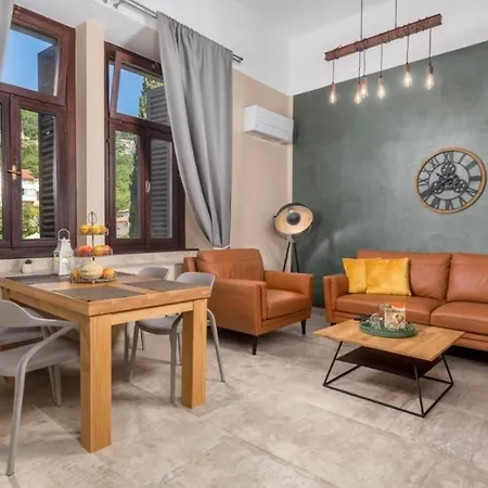 Apartment Robert Lovran